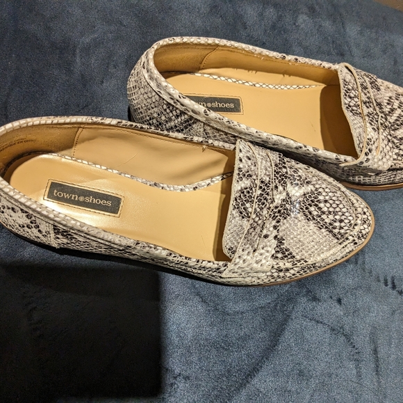 Snake slip-on shoes - Picture 3 of 4